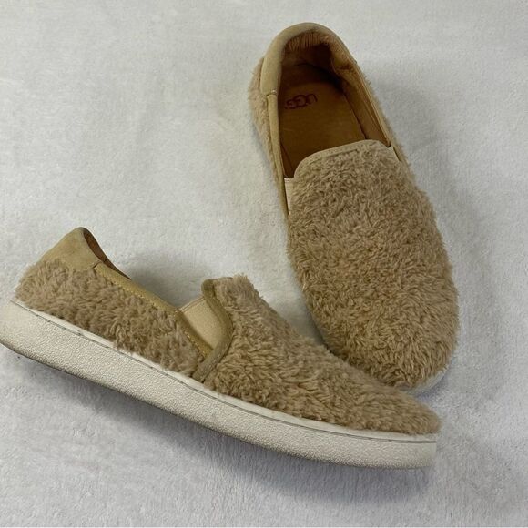 UGG AUSTRALIA RICCI SLIP ON SNEAKERS - Picture 5 of 11